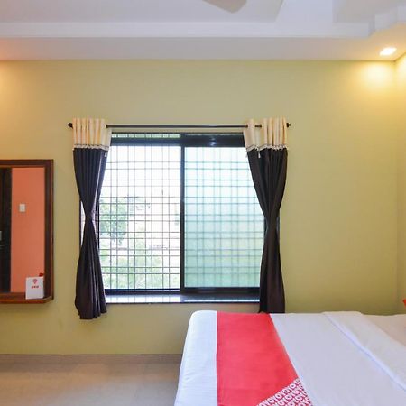 Sukrangu Palace Hotel Shirdi Esterno foto