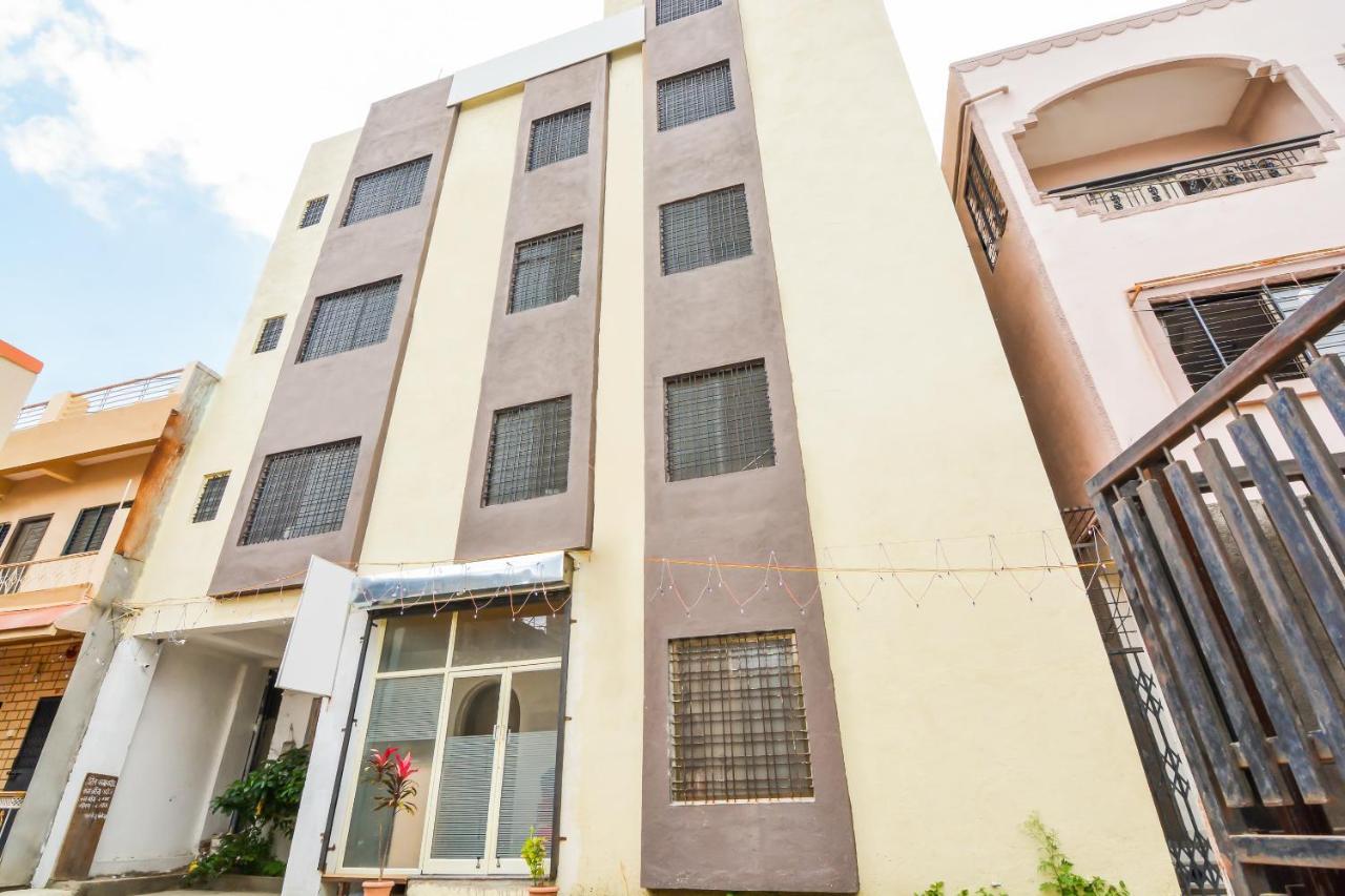 Sukrangu Palace Hotel Shirdi Esterno foto