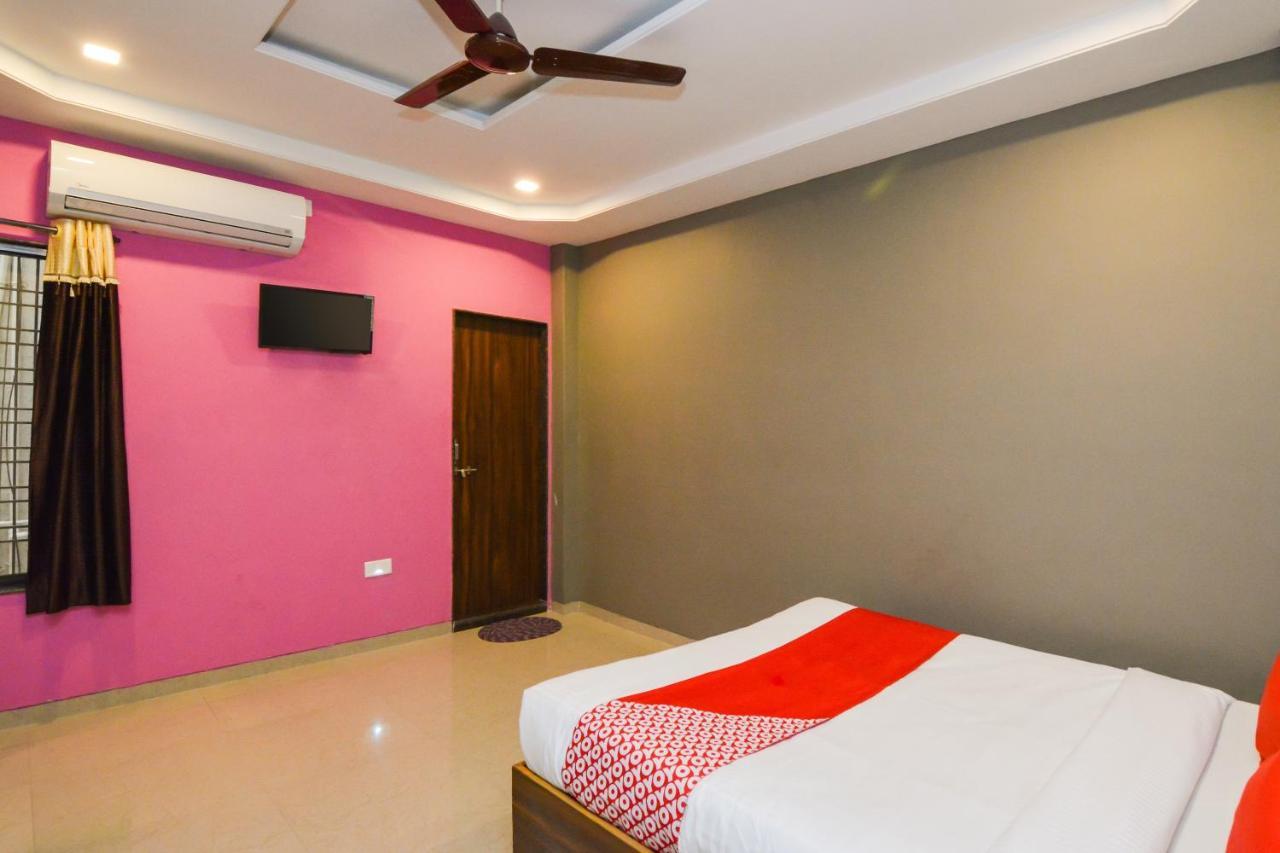 Sukrangu Palace Hotel Shirdi Esterno foto