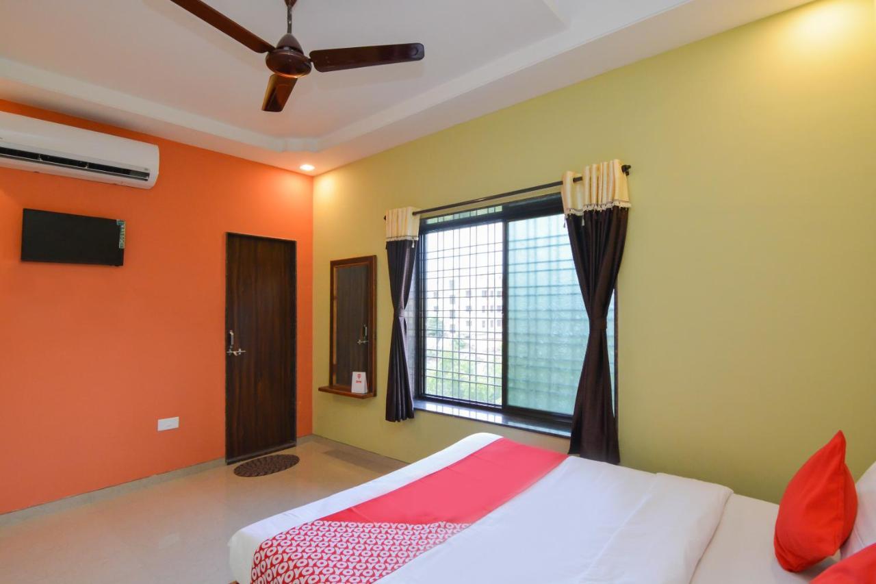 Sukrangu Palace Hotel Shirdi Esterno foto