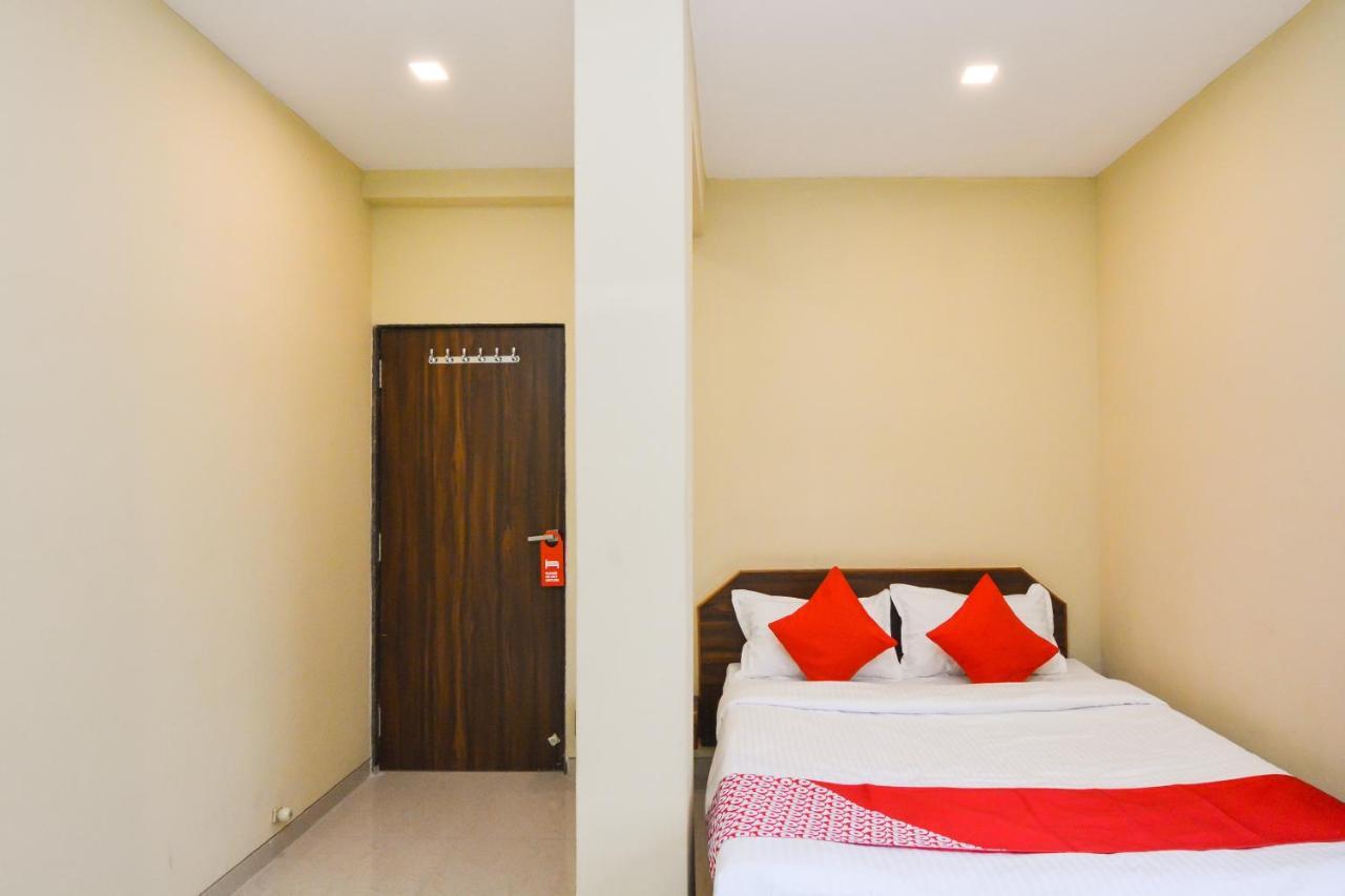 Sukrangu Palace Hotel Shirdi Esterno foto