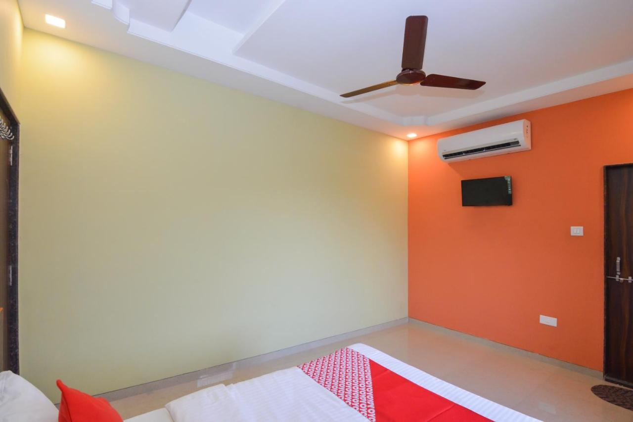 Sukrangu Palace Hotel Shirdi Esterno foto